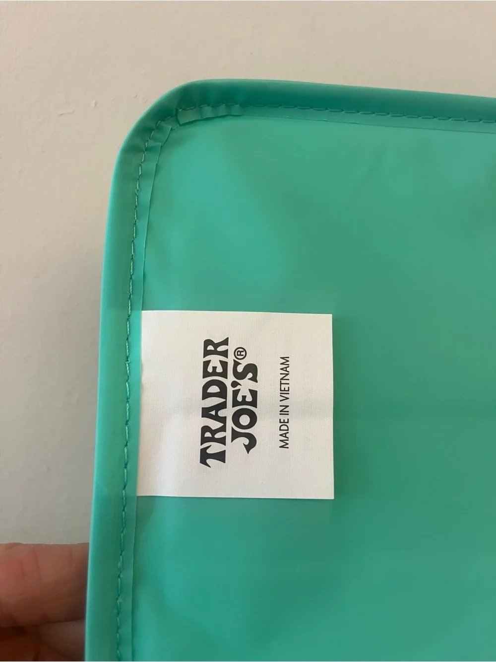 Trader Joe's Lime Green Insulated Lunch bag NWT